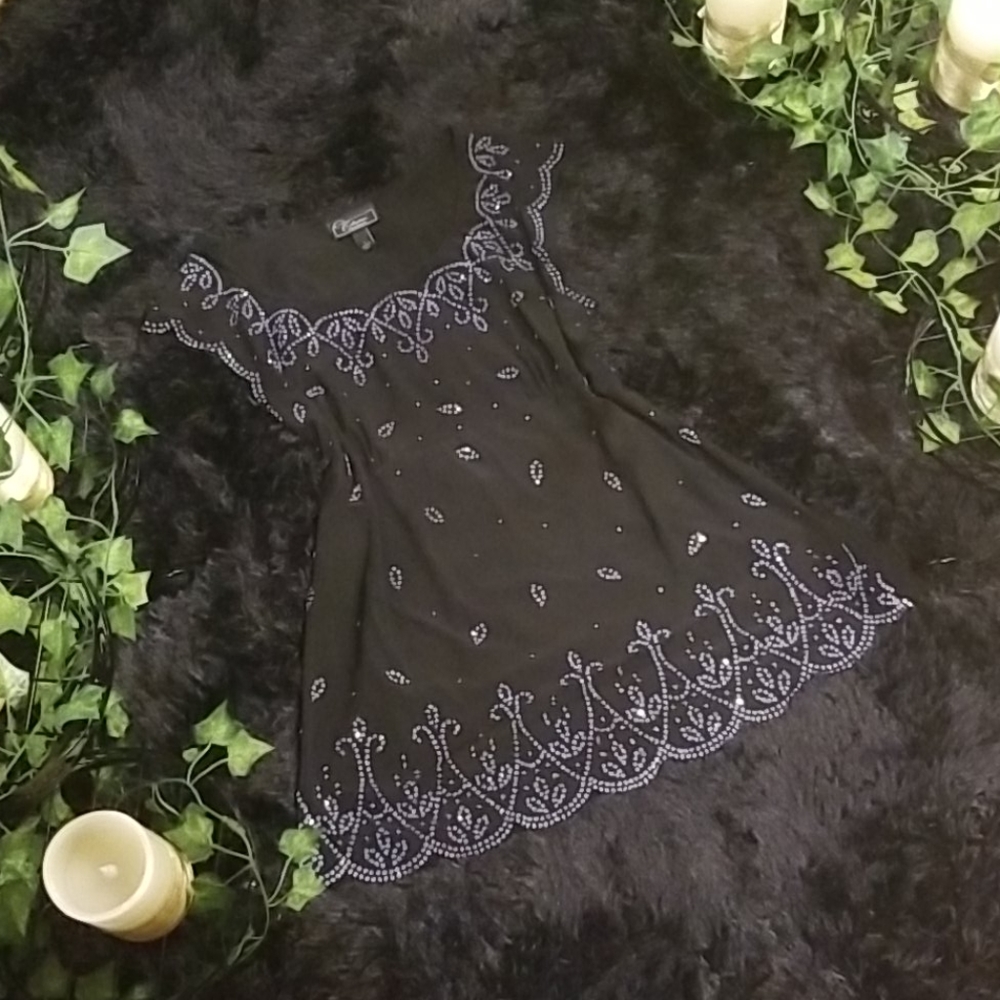 ❤❤❤Beautiful and Elegant DB Blouse!